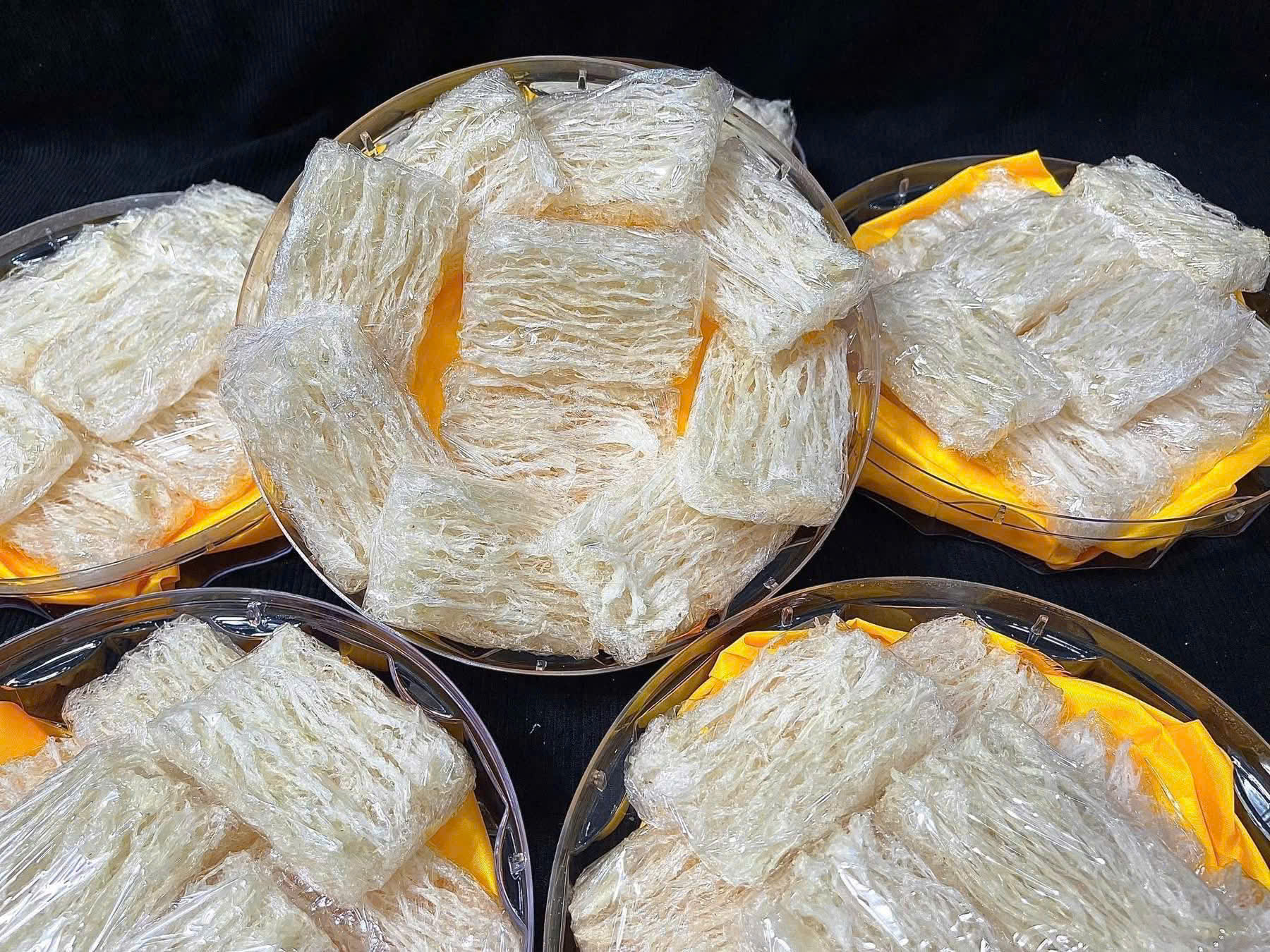 Yến tinh chế vuông sợi